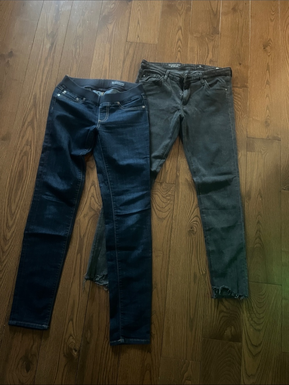 Ag Adriano Goldschmied Dark Blue and Gray Women’s Jeans (Pair)
